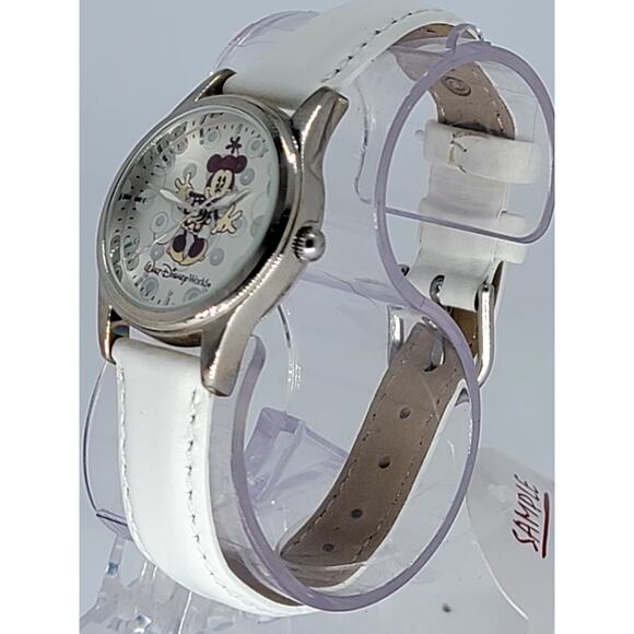 Rare Walt Disney World Minnie Mouse Watch - Pre-Production  Rare Walt Disney World Minnie Mouse Watch - Pre-Production Sample with White